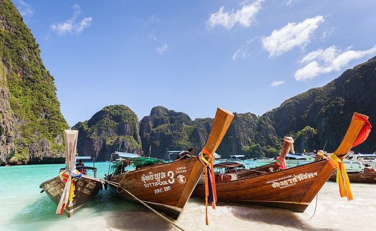 Playa_Maya,_Ko_Phi_Phi,_Tailandia,_2013-08-19,_DD_13